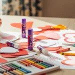 25 Easy Kids Valentine Crafts That Keep Them Busy