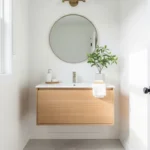 How to Decorate a Small Bathroom Without Clutter