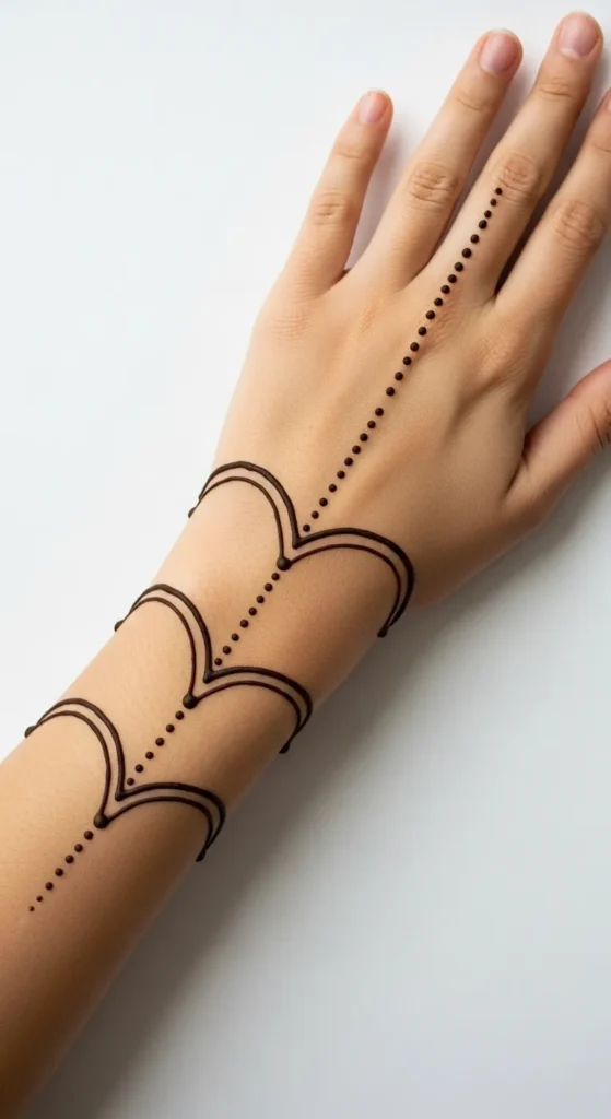 Simple Henna Arcs